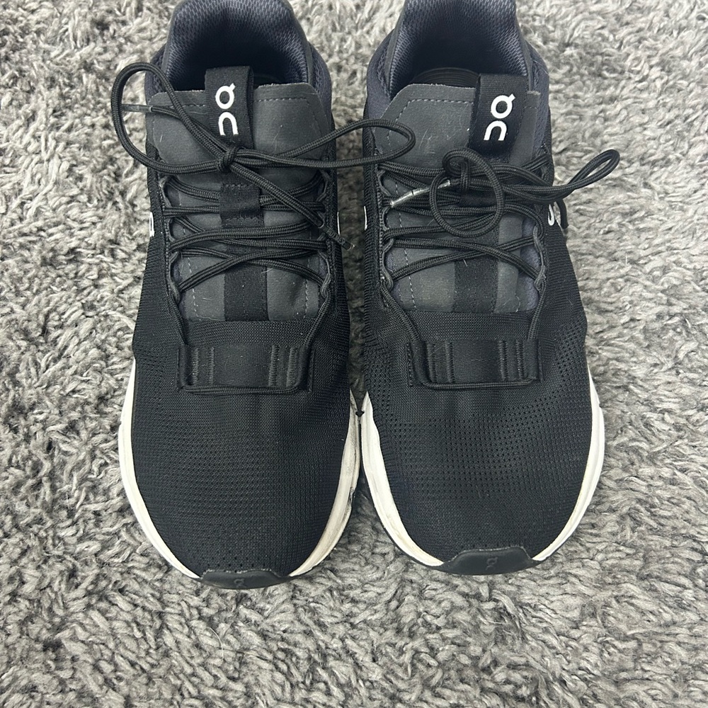 On Running Women’s Black Shoes